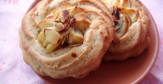 Песочные пирожные с яблочным повидлом