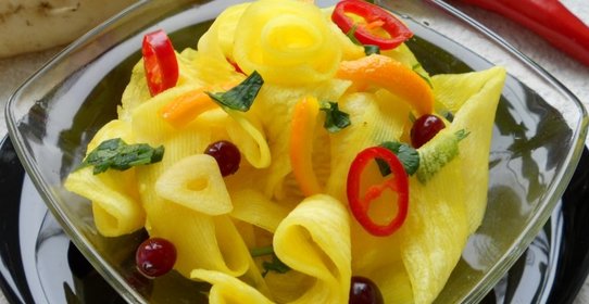 Дайкон маринованный