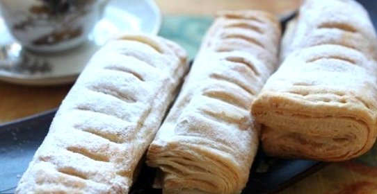 Слойки с вареньем