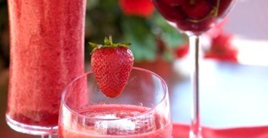 Вишнево-ягодный смузи