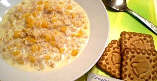 Молочная овсянка с тыквой