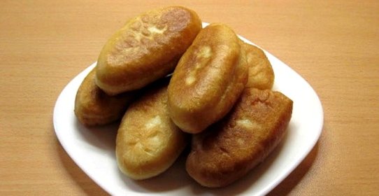 Пирожки с сайрой и рисом