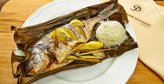 Дорада, запеченная с лаймом