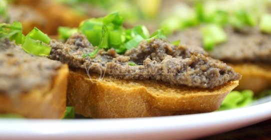 Копченый лосось с гуакамоле