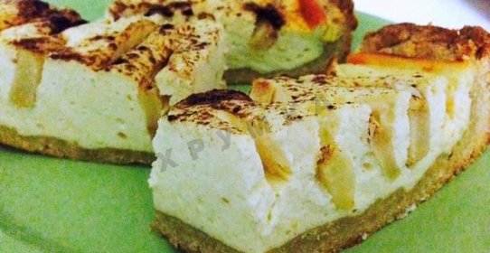 Пирог чизкейк с творожной начинкой и фруктами