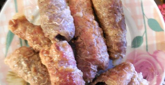 Мясные рулетики с салом