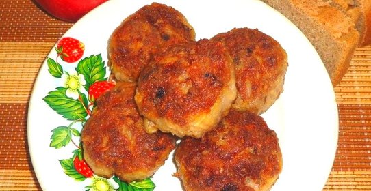 Картофельно-мясные биточки с сыром