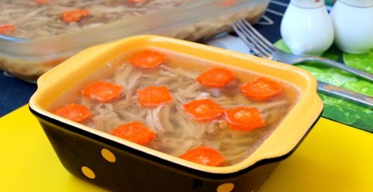 Заливное из петуха