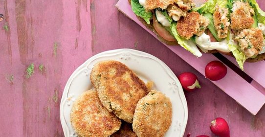 Рыбные котлеты в ореховой панировке