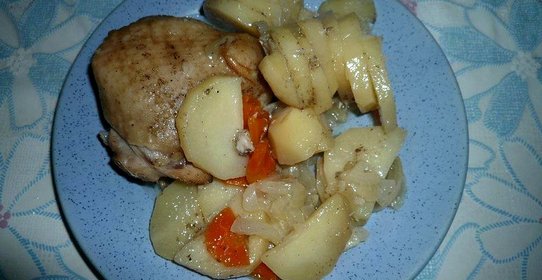 Картофель с курицей в банке