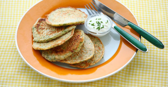 Оладьи с овсянкой и зеленым луком