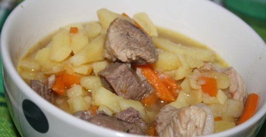 Рагу со свининой, говядиной, картофелем и репой