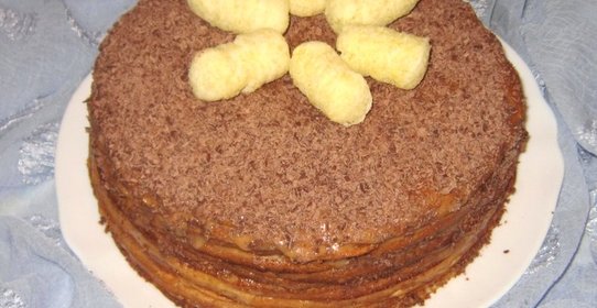 Блинный торт с вареной сгущенкой