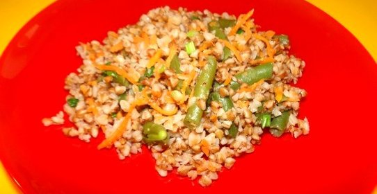 Гречка, тушенная с овощами