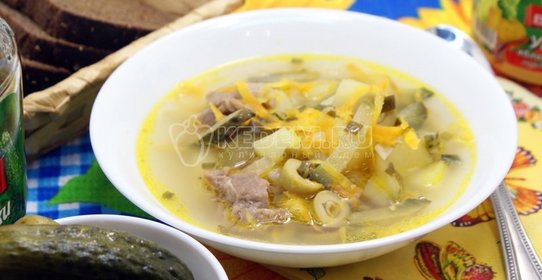 Севрюга разварная под соусом пекан