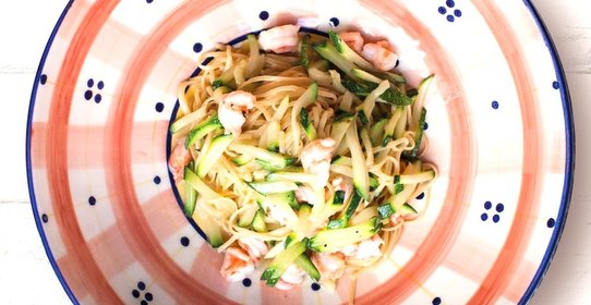 Тальолини с цукини и креветками