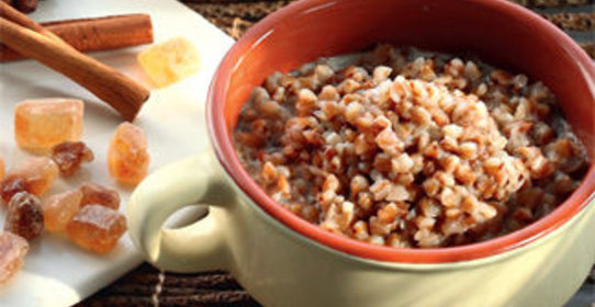 Гречневая каша с пряным молоком