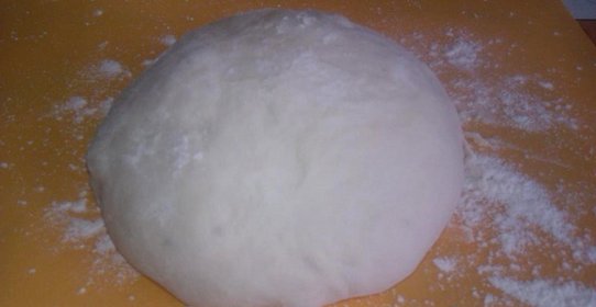 Дрожжевое тесто на сыворотке в хлебопечке