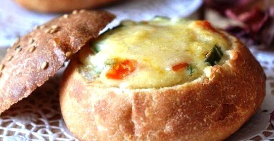 Салат в заварных булочках