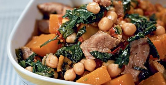 Курица с тыквой и нутом