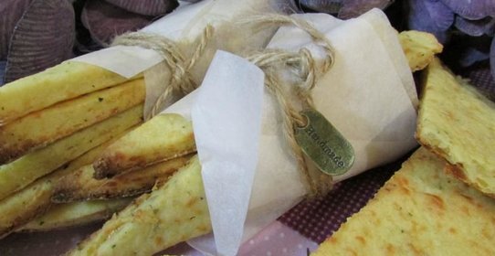 Картофельное печенье с сыром и прованскими травами