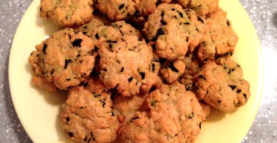 Печенье с сыром и базиликом