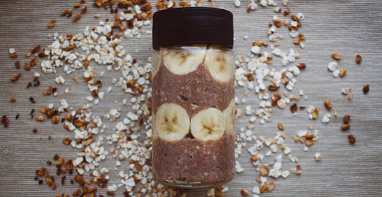 Овсянка в банке