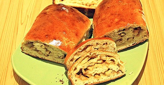 Штрудель с яблоками и корицей