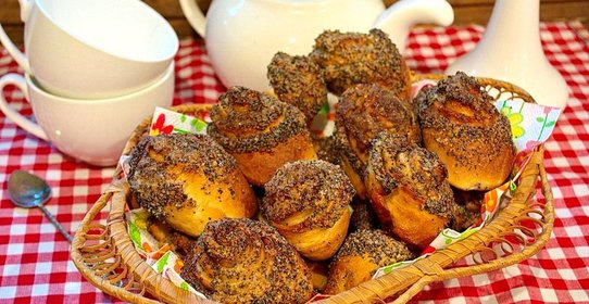 Булочки с корицей из дрожжевого теста