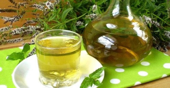 Освежающий напиток из мяты