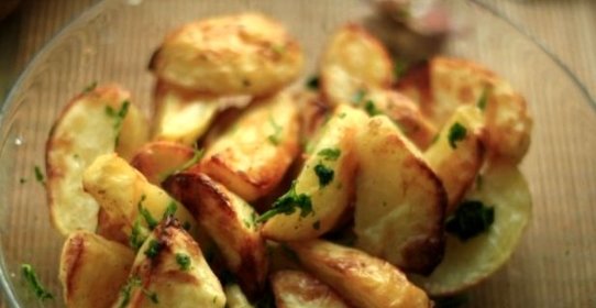 Картофель по-деревенски в аэрогриле