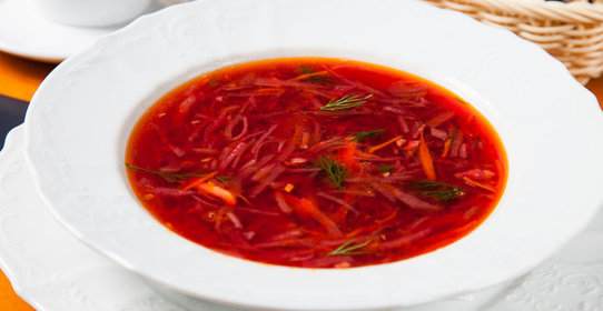 Борщ с копченой скумбрией