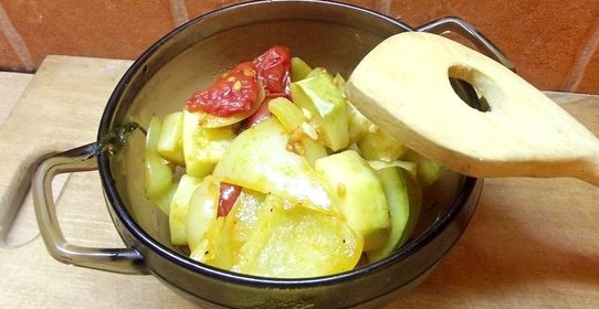 Диетические тушеные овощи