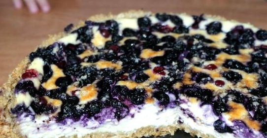 Овсяный пирог с ягодами