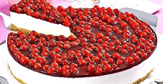 Торт со смородиной