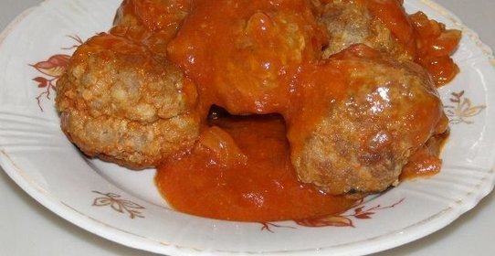 Тефтели по-домашнему в томатном соке