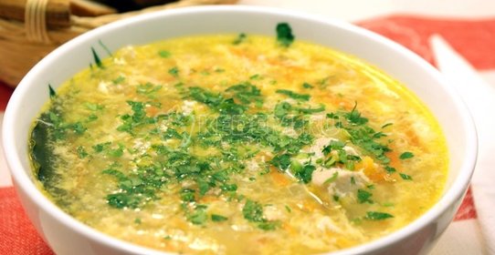 Куриный суп с яйцом