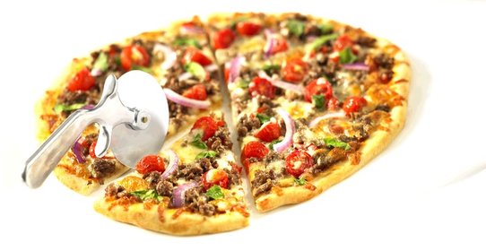 Пицца с сырым фаршем