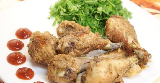Куриные голени в сухарях