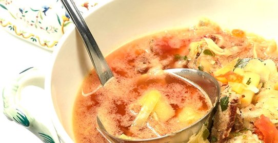 Борщ с салом