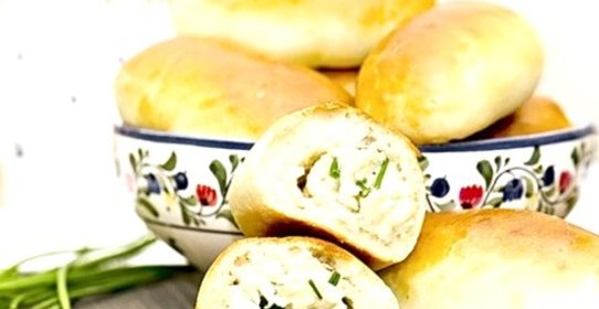 Пирожки с рисом и луком