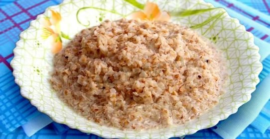 Молочная каша из дробленой гречки