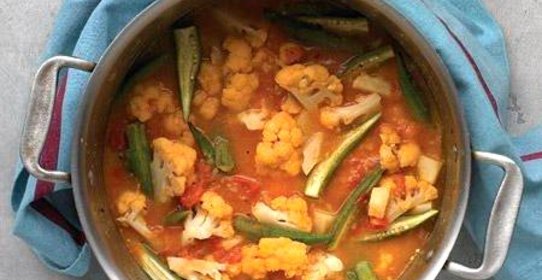 Овощи с рисом и специями