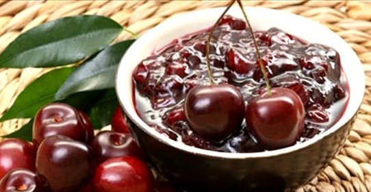 Варенье из черешни с арахисом