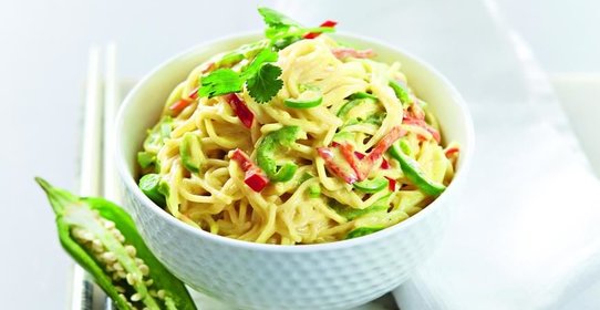 Очень быстрая лапша с карри