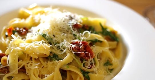 Паста с вялеными помидорами