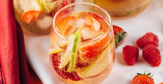 Белая сангрия