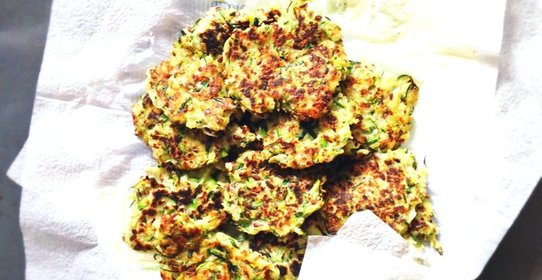 Постные блинчики из цукини с кокосом