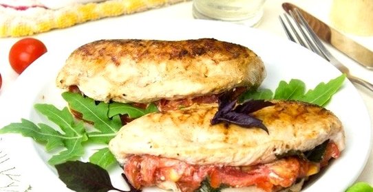 Курица с базиликом