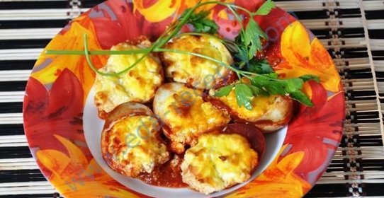 Яйца запеченные с сыром по-польски